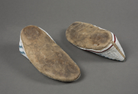 Assiniboin%20artist%2C%20%3Cb%3E%3Ci%3E%20Moccasins%3C%2Fi%3E%3C%2Fb%3E%2C%20ca.%201890%2C%20leather%2C%20rawhide%2C%20and%20glass%20beads%2C%20The%20Elizabeth%20Cole%20Butler%20Collection%2C%20no%20known%20copyright%20restrictions%2C%202009.1.27a%2Cb